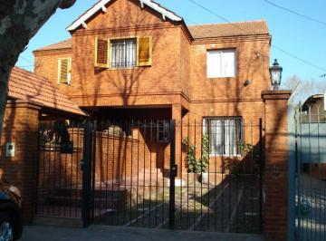 Casa · 75m² · 3 Ambientes · 2 Cocheras · Duplex en Venta en Monte Grande con Cochera
