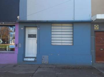 Casa · 90m² · 4 Ambientes · Casa en Venta - 3 Dorm. 1 Baño - 138 m² - Necochea