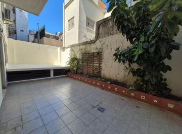 Departamento · 85m² · 4 Ambientes · 4 Amb Cfte C/ 2 Patios - Excelente Ubiacion - 135 m²