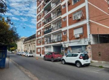 Departamento · 78m² · 2 Ambientes · Excelente Propiedad con Una Ubicacion Inmejorable