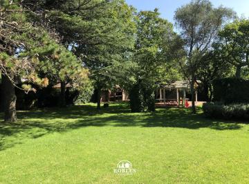 Terreno · 900m² · Lote Único en El Barrio Los Troncos