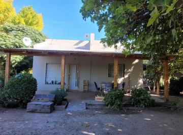 Campo · 35000m² · Venta Chacra con Residencia y Galpón 3,5 Has Allen. R Negro