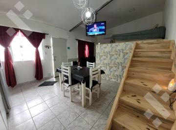 Casa · 28m² · 1 Ambiente · 1 Cochera · Alquiler de Casa/ Loft, 1 Dormitorio, Altos de Senillosa