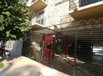 Departamento de 2 ambientes, Morón · En Venta - Departamento 2 Ambientes Haedo a 3 Cuadras Estacion