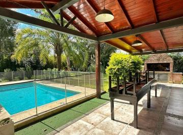 foto · Casa con Pileta en Venta Funes
