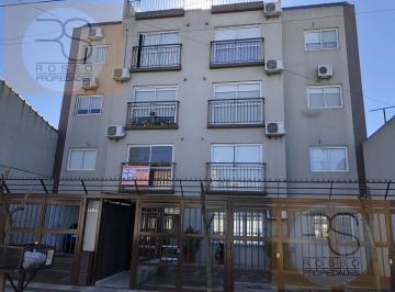 Departamento · 38m² · 2 Ambientes · Departamento 2 Amb. con Patio en Alquiler - Villa Sarmiento