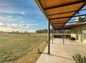 Casa · 144m² · 5 Ambientes · 2 Cocheras · Casa en Venta en Chacras de San Andres