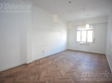 Departamento · 86m² · 3 Ambientes · Departamento en Venta - 2 Dorm. C/dep en Villa Urquiza