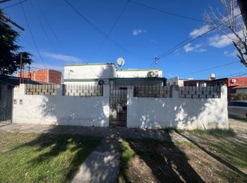Casa · 268m² · 4 Ambientes · 2 Cocheras · Venta Casa en San Fernando