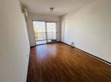 Departamento · 59m² · 3 Ambientes · 1 Cochera · Alquiler Departamento 3 Ambientes con Balcon y Cochera en Paternal