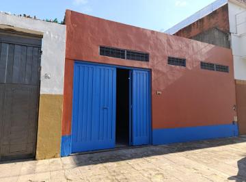 Bodega-Galpón de 1 ambiente, Parque Chacabuco · Alquila Galpon Sobre Av Castañares 1623