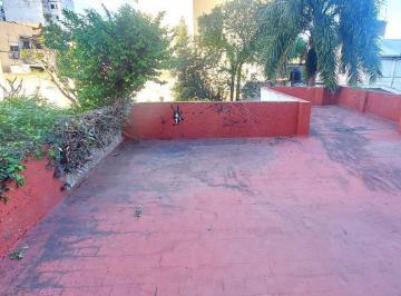 Casa · 224m² · 6 Ambientes · 1 Cochera · Casa Multifamiliar en Saenz Peña Cerca de V. Devoto