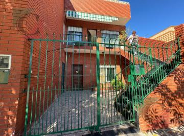 PH · 50m² · 3 Ambientes · PH 3 Ambientes Al Frente con Patio Lanus Oeste