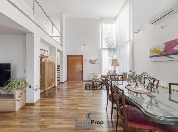 Casa · 335m² · 5 Ambientes · 2 Cocheras · Apto Credito* El Rodeo - Hermosa Casa Tipo Loft de 4 Dorm.