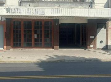 Local comercial · 343m² · Local Comercial y Vivienda - 12 de Octubre Al 300 - Quilmes