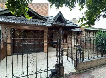 Foto · Vendo Casa 1 Dormitorio y 12 Barrio Colon