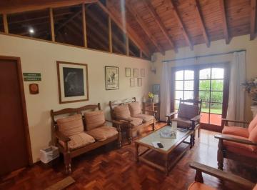 Casa · 287m² · 10 Ambientes · 2 Cocheras · Local en Venta