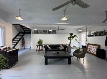 Oficina comercial · 223m² · 3 Ambientes · PH / Oficina en Venta