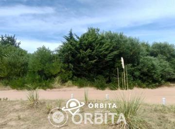 Terreno · 1010m² · Lote en Venta en Costa Esmeralda, Barrio Ecuestre