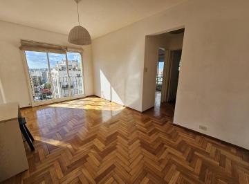 Departamento · 37m² · 2 Ambientes · Honorio Pueyrredon Al 600 Departamento de 2 Ambientes con Balcón en Alquiler