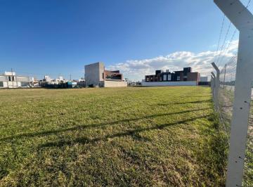 Terreno · 451m² · Terreno en Prados de Manantiales