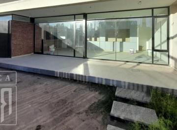 Patio · Duplex en Venta a Estrenar - Ciudad de Centenario