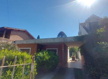 Casa · 600m² · 4 Ambientes · 2 Cocheras · Casa en Muñiz