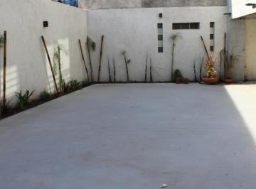 Garage · 15m² · 1 Cochera · Cocheras Descubiertas a 1 Cuadra de La Estación Villa Bosch