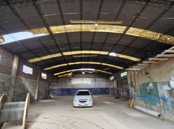 Bodega-Galpón · 1200m² · Alquiler: Galpon con Oficinas y Playa de Maniobras - Presidente Peron Al 400 - Lomas de Zamora