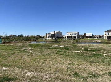 Terreno · 600m² · Lote en Venta Puerto Barrio Riberas