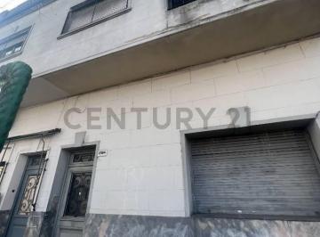 PH · 90m² · 3 Ambientes · Venta PH de 3 Ambientes, Frente, Entrada Independiente. Av La Plata 2300, Nueva Pompeya, C. A. c. A.