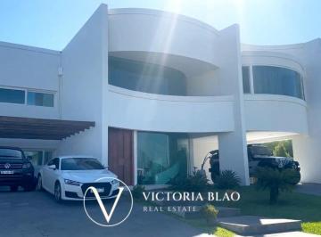 Casa de 4 ambientes, Henderson · Casa Cuatro Ambientes en Venta