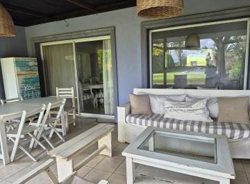 Casa de 4 ambientes, Tigre · Casa Disponible en Junio. 3 Dorm.. Galería y Pileta. Se Alquila Sin Muebl