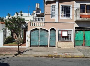 Departamento · 76m² · 3 Ambientes · 1 Cochera · Departamento en Venta - 2 Dorm. 2 Baños - Cochera - 95 m² - Berazategui