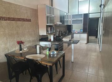 Casa de 2 ambientes, Córdoba · Casa con Pileta Quincho y Cochera + Dpto de 2 Dorm con Terraza