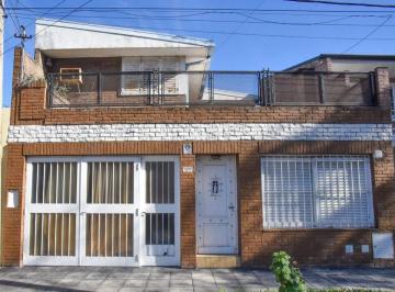 Casa · 200m² · 5 Ambientes · 1 Cochera · Venta! Casa en Guadalupe 4 Dorm.