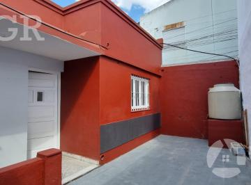 PH · 95m² · 5 Ambientes · Venta PH en Lanús