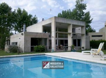 Casa · 200m² · 6 Ambientes · 2 Cocheras · Mosquera y Gallastegui - Alquiler de Temporada Enero Casa en San Andres, Villanueva