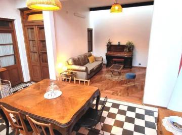 PH · 92m² · 4 Ambientes · PH en Chacarita