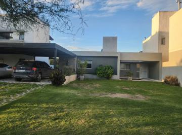Casa · 150m² · 6 Ambientes · Siete Soles - Apta Credito 2dor. Pileta Apta