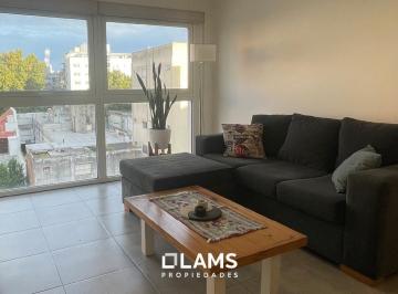 Departamento · 70m² · 3 Ambientes · 1 Cochera · Departamento en Mar del Plata Todo a La Calle con Balcon