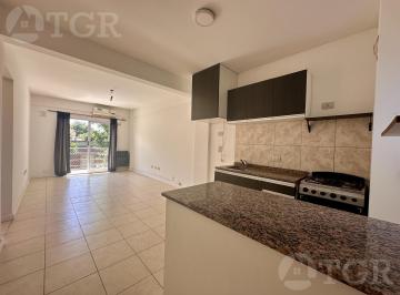 Departamento · 36m² · 2 Ambientes · 1 Cochera · Venta Departamento 2 Ambientes con Cochera Cubierta en Caseros