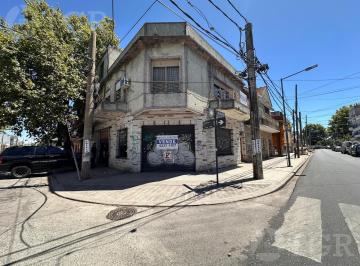 Depósito · 220m² · 4 Ambientes · 2 Cocheras · Venta PH 4 Amb a Reciclar 2 Locales en Villa Lynch