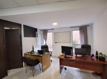 Oficina comercial · 71m² · 4 Ambientes · Oficina en Edificio Histórico Excelente Ubicación a m Plaza San Martín
