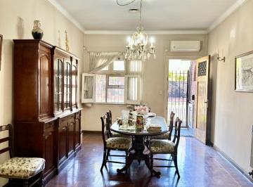 Casa · 115m² · 3 Ambientes · 4 Cocheras · Cerrito 494 - Casa de 3 Amb. Lote 480 m² - Oportunidad Unica