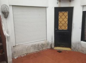 PH · 75m² · 4 Ambientes · PH Al Fondo con Patio