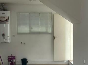 Casa · 160m² · 4 Dormitorios · 1 Cochera · Hermosa Casa Zona Av Brasil