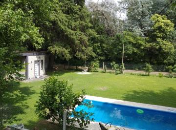 Quinta vacacional · 68m² · 1 Dormitorio · Venta de Casa Quinta en Cañuelas B° Peluffo