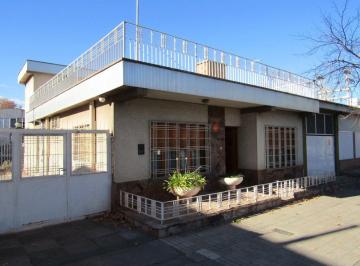 Casa · 566m² · 7 Ambientes · 2 Cocheras · Venta Casa, Galpón y Oficina, Ciudad San Rafael