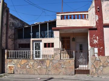 PH · 128m² · 4 Ambientes · Venta Casa a Reciclar Baqueri 28